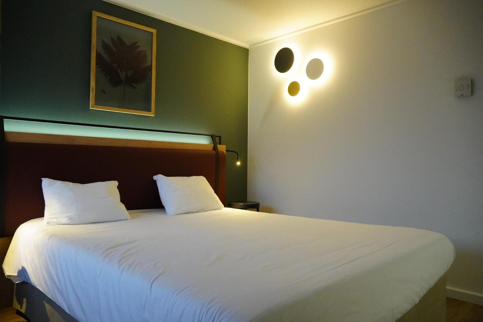 Campanile Mulhouse - Illzach Ile Napoleon Hotel Bagian luar foto